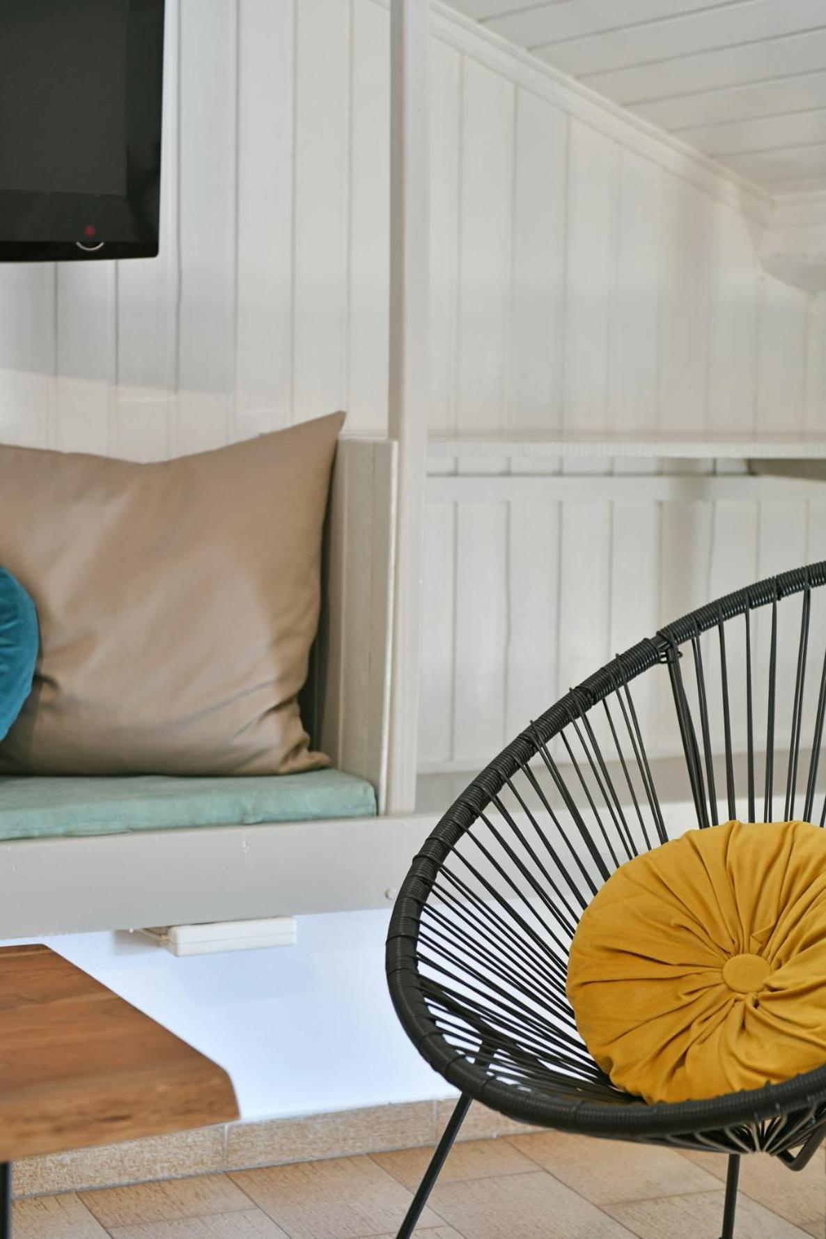 Athina Guesthouse Хидра Екстериор снимка